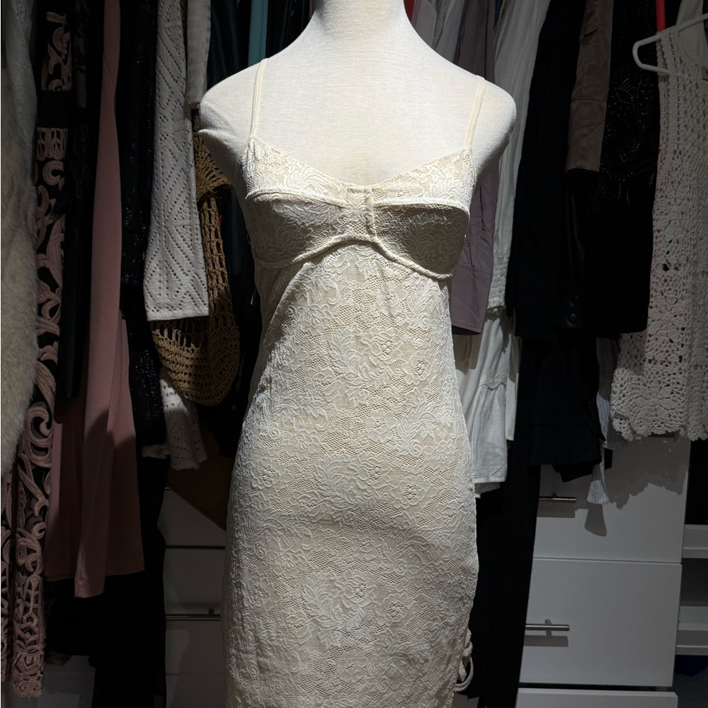 Wilfred Soft Cream Lace Dress vintage